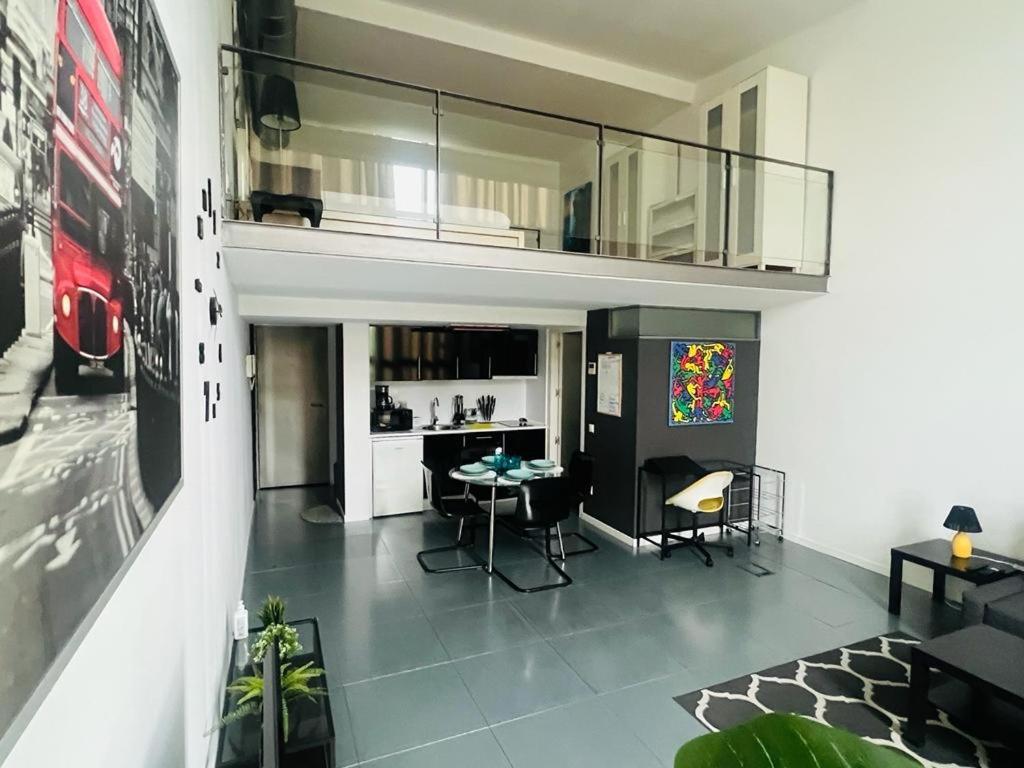 Loft Confort Alcalá de Henares Buitenkant foto